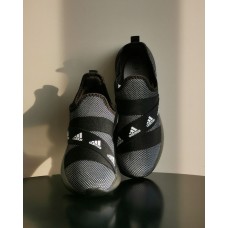 Кросівки, Adidas Puremotion Adapt, жіночі, розмір 39 1/3, 40 євро, чорні в білу крапочку